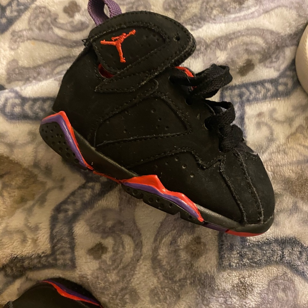 Jordan retro 6! TODDLER